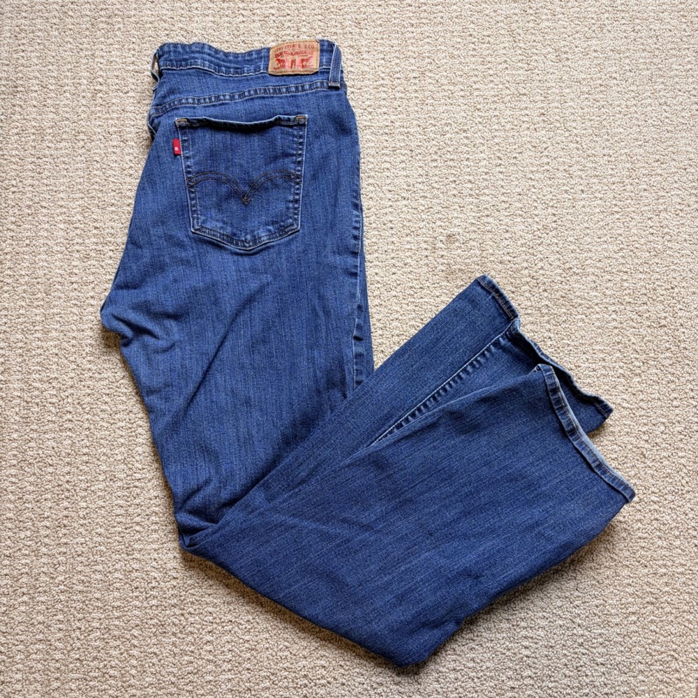 Levis 415 Relaxed Bootcut Jeans Womens 18W Medium Wash Denim Blue 37x31